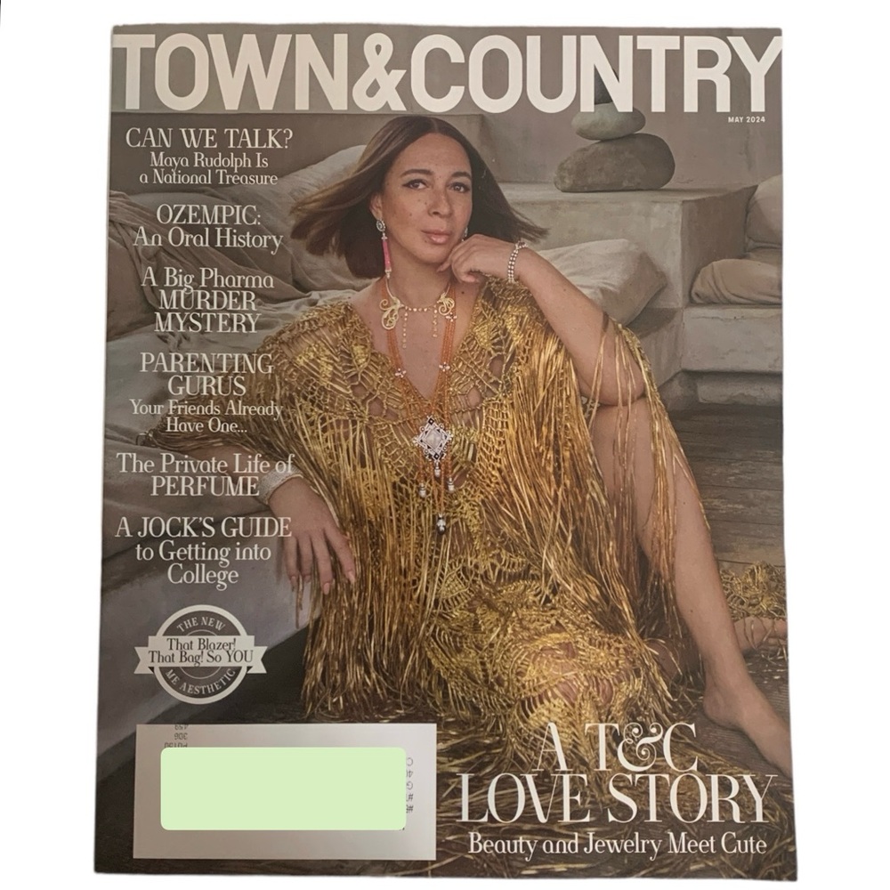 Town & Country Magazine May 2024 Maya Rudolph Big Pharma Murder Mystery